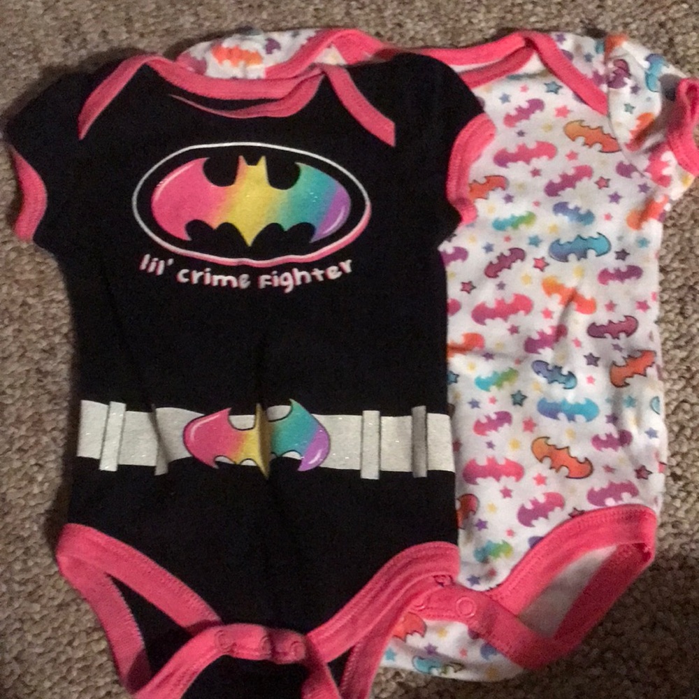 Batman 0-3 month infant onesie set